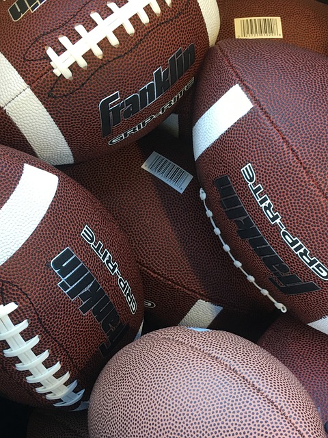 国足三连败继续垫底 7万人破纪录之夜成了刺痛回忆.